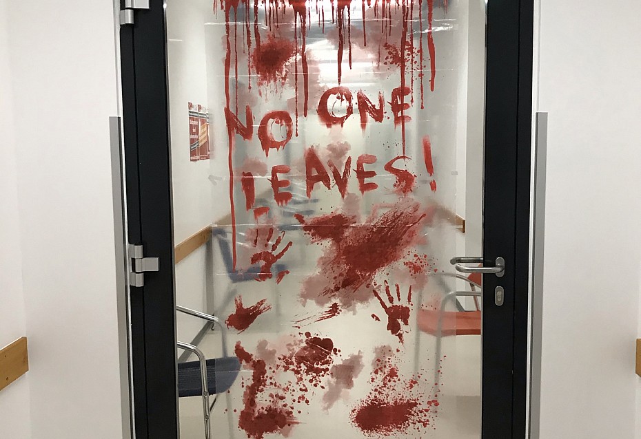 Halloweendekoration im Institut Heidelberg
