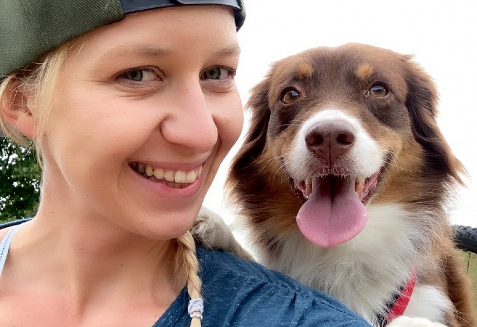 Carolin mit Hund