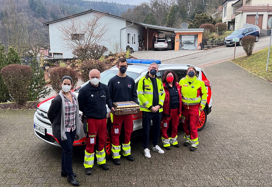 Unsere Kollegen aus Neckargerach freuten sich über eine Lebkuchendose