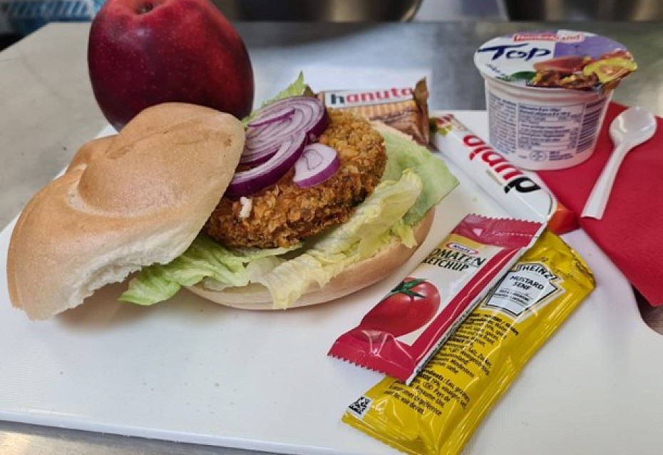 Veganer Schnitzelwecken / DRK Hechingen