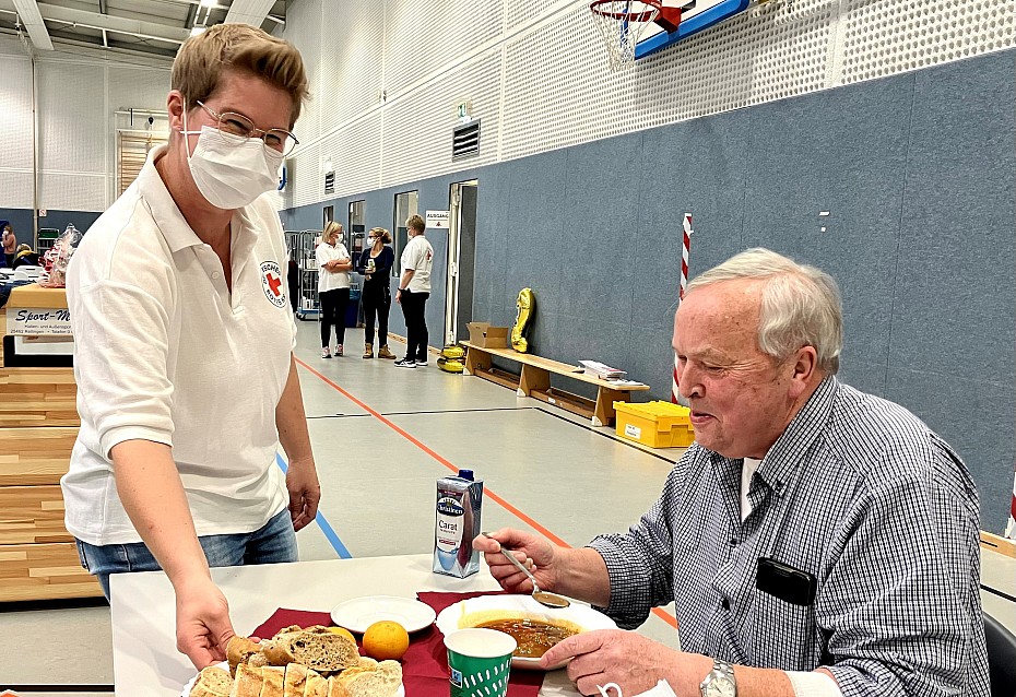 Eine leckere Suppe nach geleisteter Blutspende kommt immer gut an...