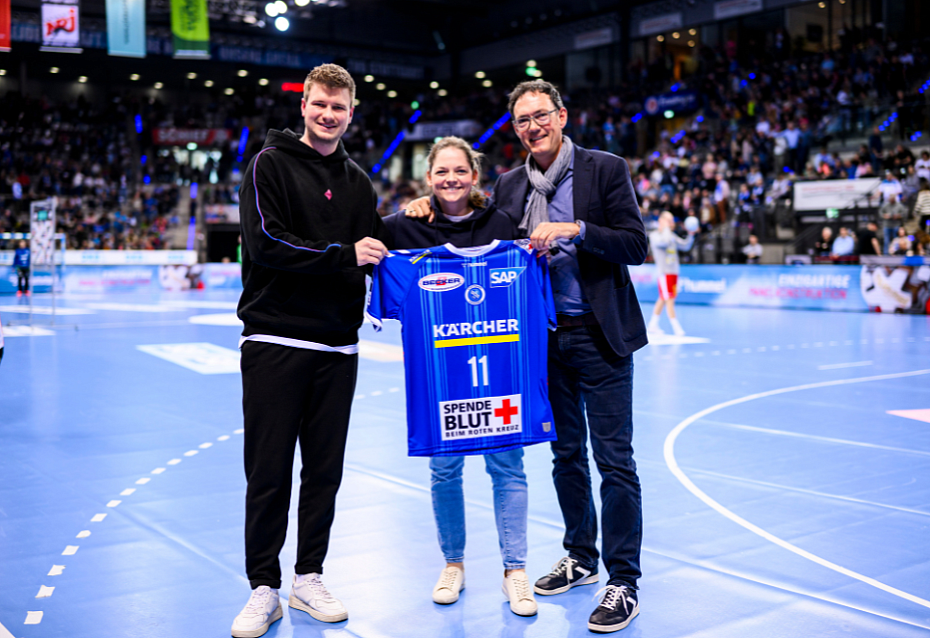 Das besondere Trikot des TVB Stuttgart mit dem Spende Blut Logo auf der Vorderseite