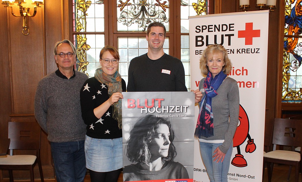 vlnr Schauspieldirektor Wolfram Apprich, Anne Todt, Jan-Cay von Appen, Susanne v. Rabenau