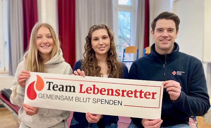 gruppenbild-logo-lächeln-blutspende