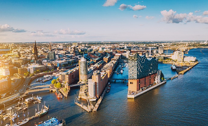 hotel-hamburg-westin-außenansicht-gebäude