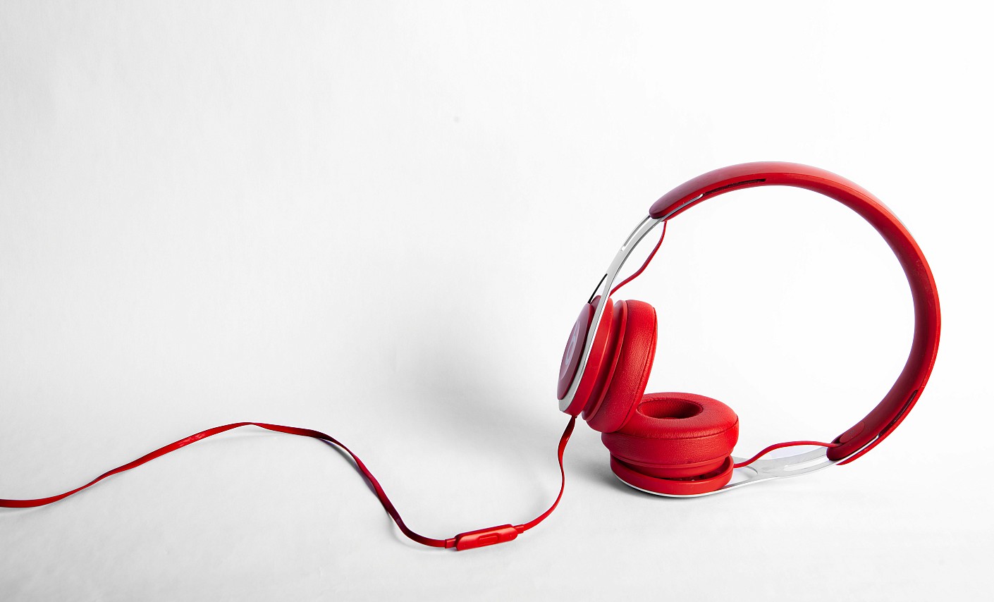 Rote Kopfhörer Blutspende Podcast