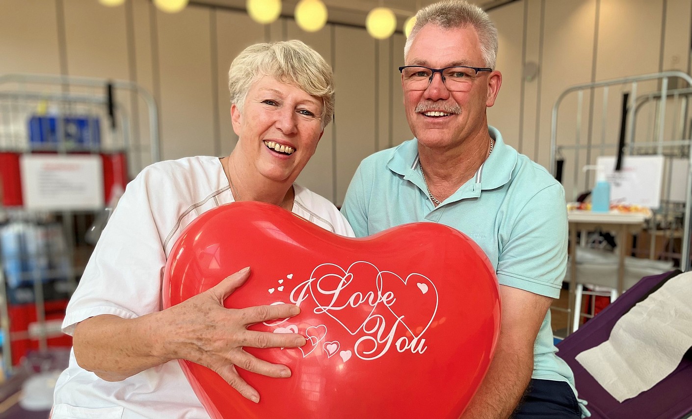 Dagmar und Heino bringt so schnell nichts mehr auseinander blutspender-liebe-paar-herz