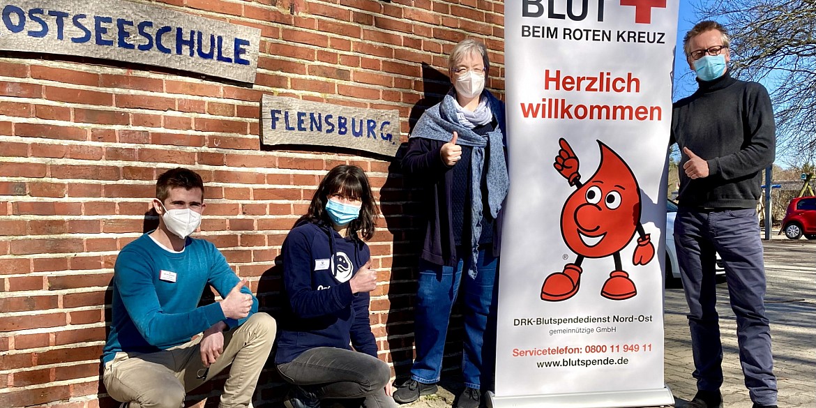 Team der Ostseeschule unterstützt die DRK-Blutspende in Flensburg