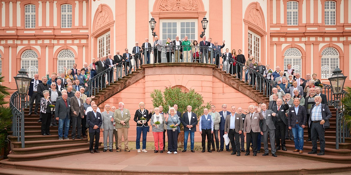 Spenderehrung im Schloss Biebrich