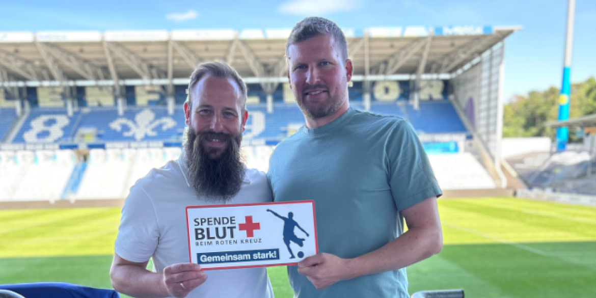 Setzen sich für die gute Sache ein: Die beiden ehemaligen Lilien-Profifußballer Marco „Toni“ Sailer (links) und Christian Beisel (rechts). 