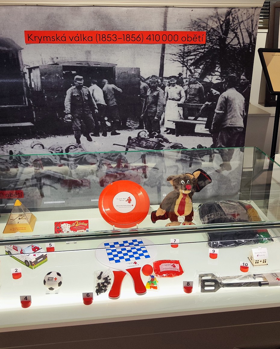 Aktuelle Ausstellungsexponate zur Blutspende