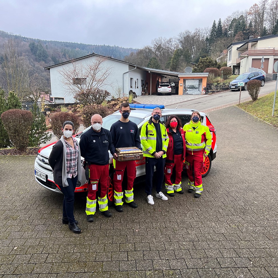 Unsere Kollegen aus Neckargerach freuten sich über eine Lebkuchendose