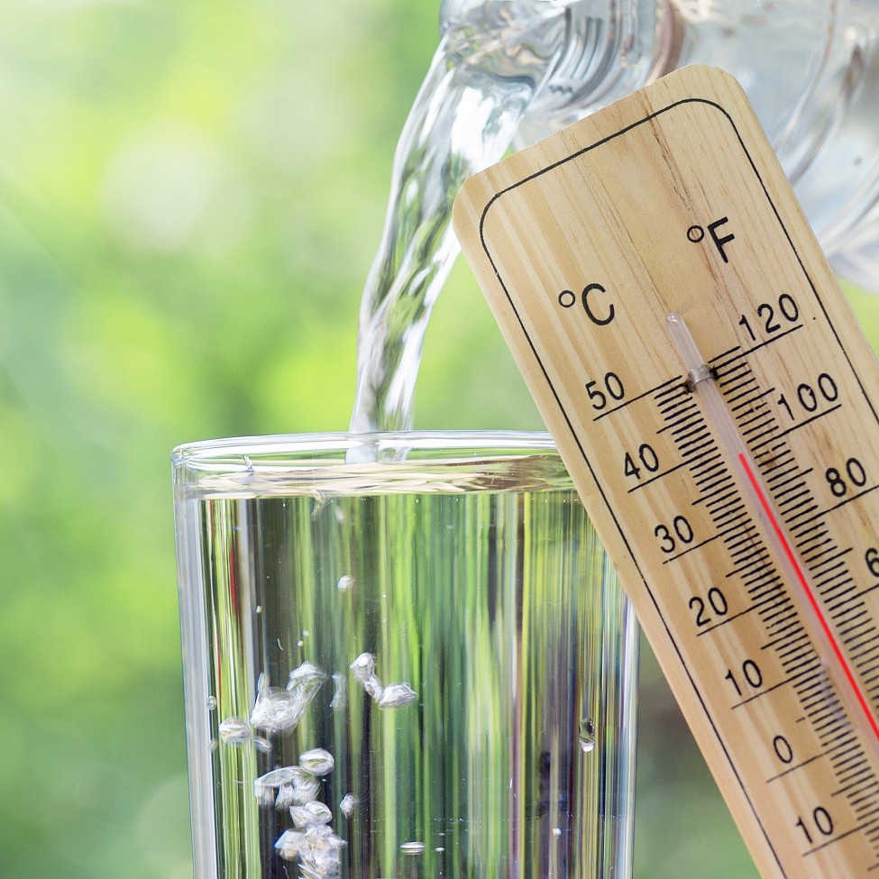 hitze-glas-wasserglas-wasser