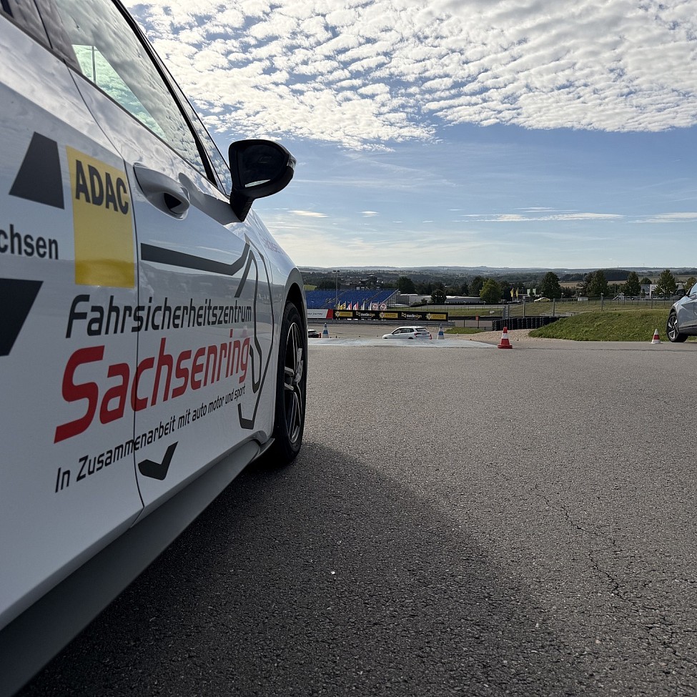 auto-sachsenring-fahrsicherheitstraining